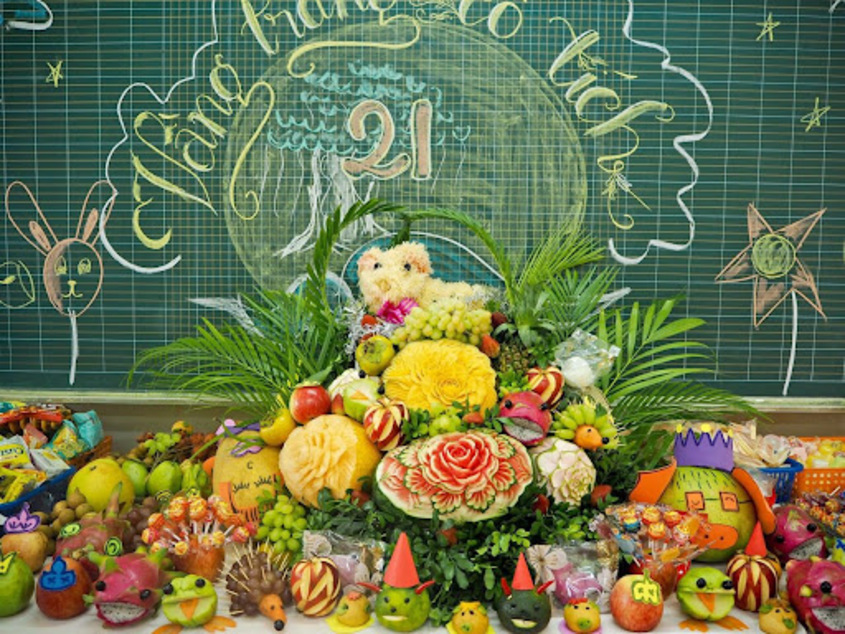 Trang trí mâm cỗ trung thu tại trường học 14