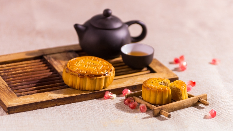 Thưởng thức bánh trung thu vừa phải, an toàn giúp mẹ bầu tận hưởng trọn vẹn hương vị Trung thu