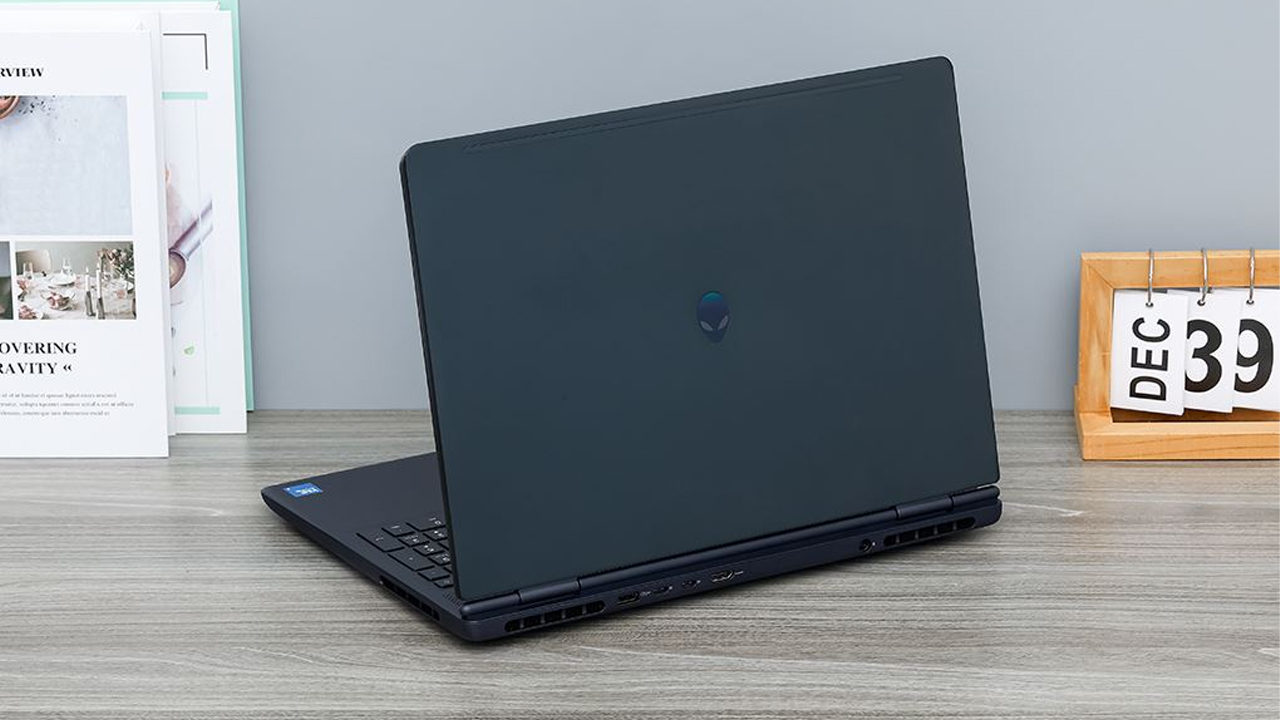 Laptop Dell Alienware Xài Trước Trả Sau 0% Lãi Suất Laptop Dell Alienware Xài Trước Trả Sau 0% Lãi Suất