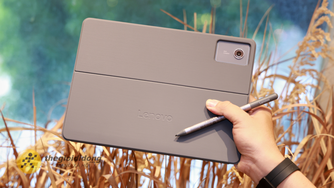 Trên tay Lenovo Idea Tab 5G: Tặng kèm bút và bao da chính hãng, giá chỉ từ 7.39 triệu đồng Trên tay Lenovo Idea Tab 5G: Tặng kèm bút và bao da chính hãng, giá chỉ từ 7.39 triệu đồng