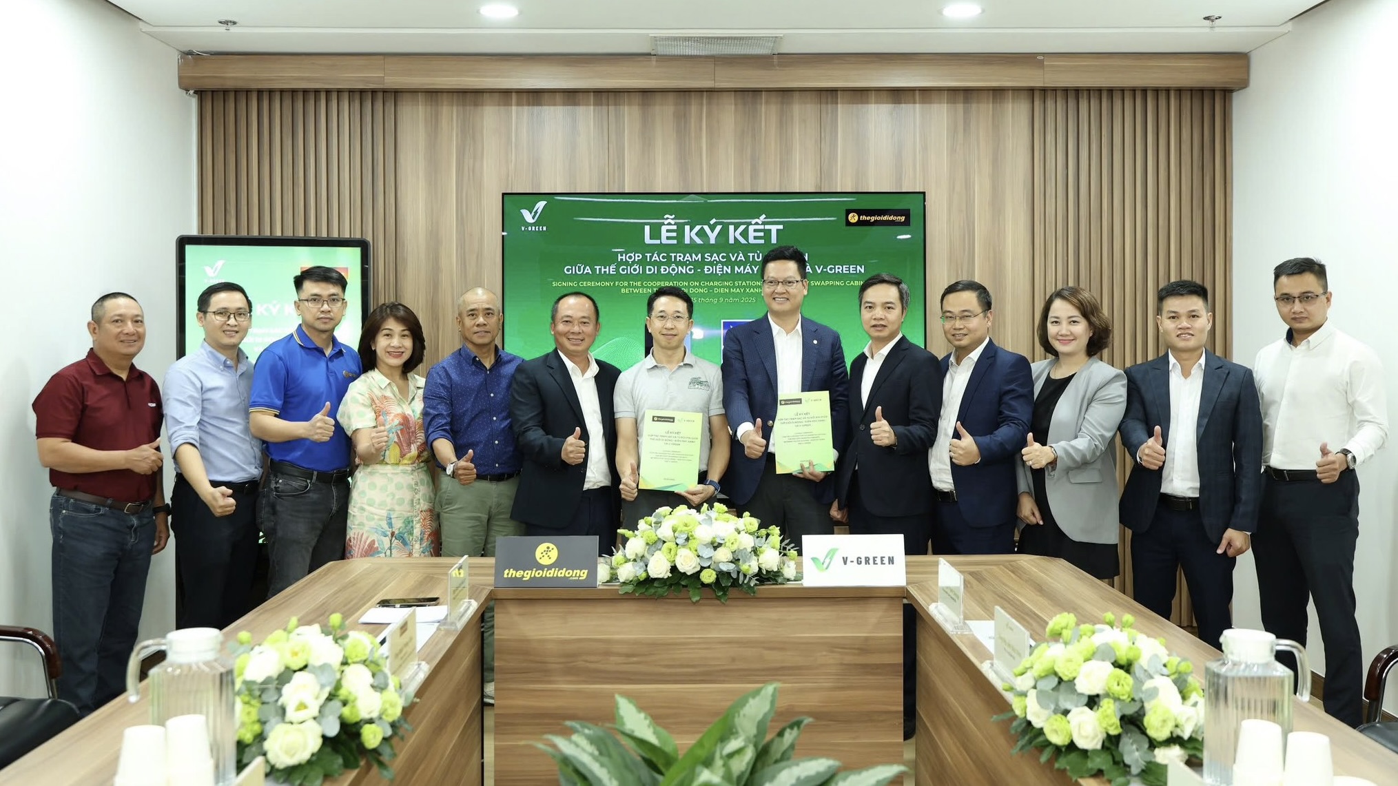 Thế Giới Di Động Và V-Green Thế Giới Di Động Và V-Green