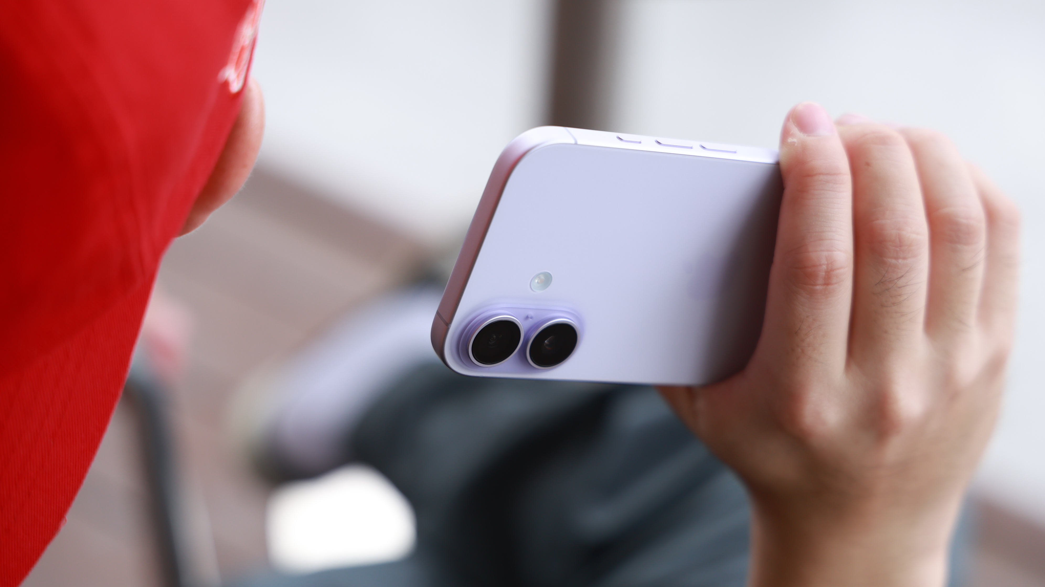 Mở hộp và trên tay iPhone 17: Cực nhiều nâng cấp mới mẻ