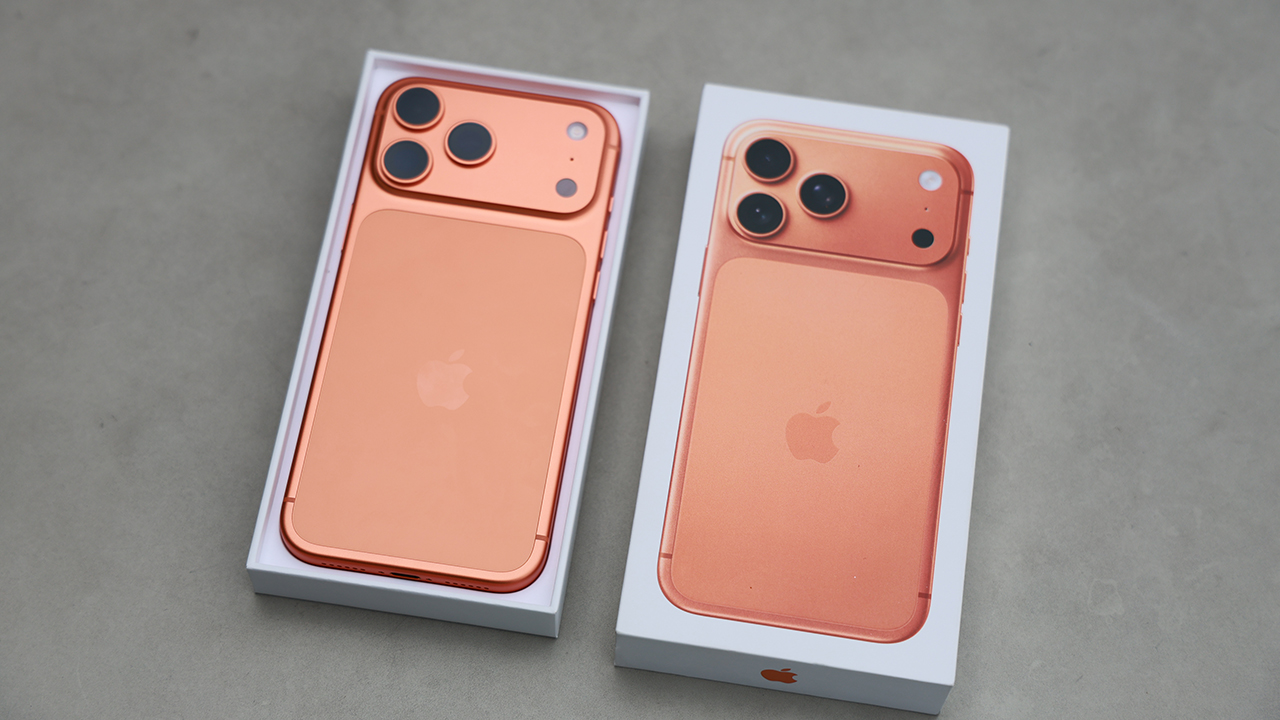 Trên tay iPhone 17 Pro Max
