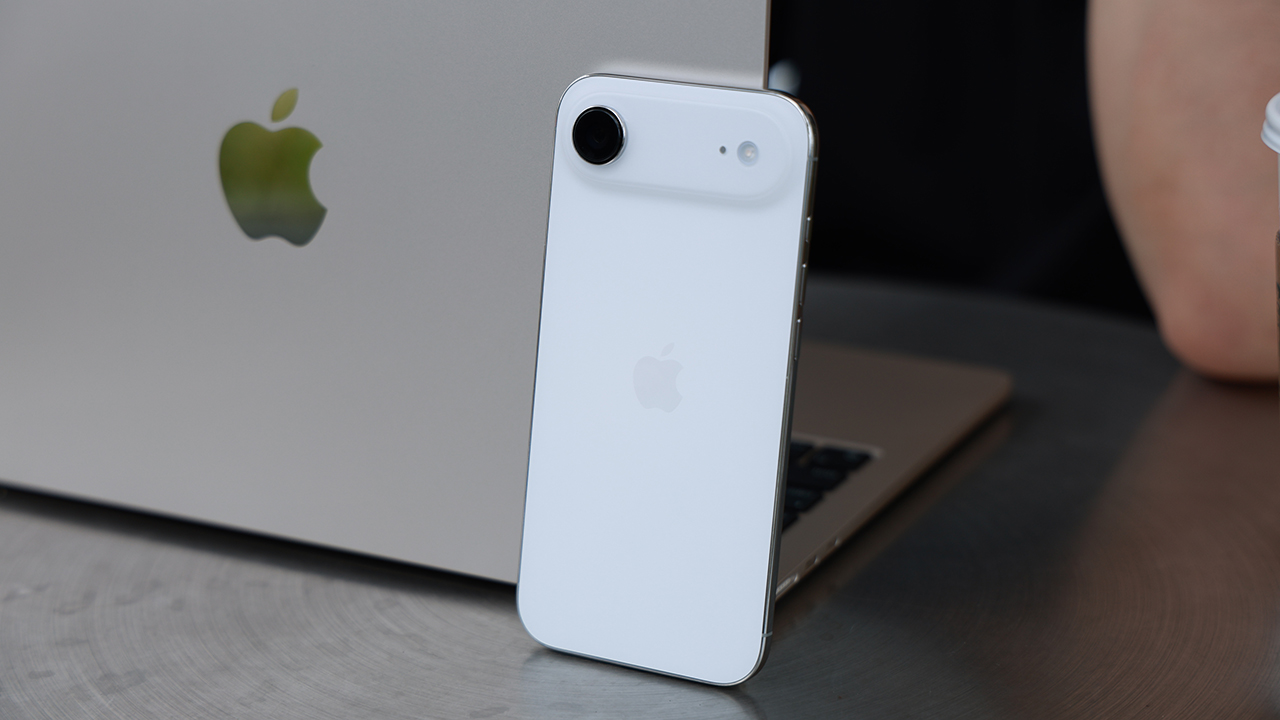 Trên tay iPhone Air