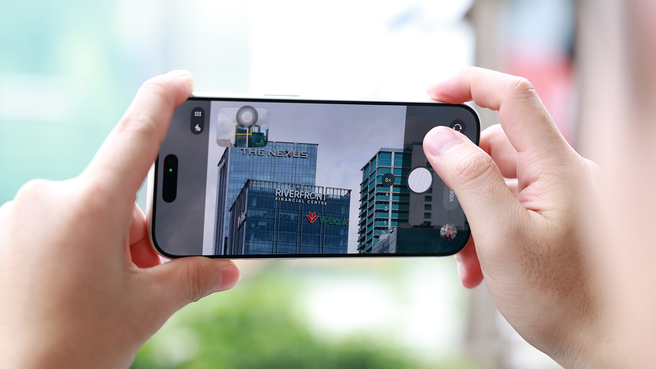 Trên tay iPhone 17 Pro