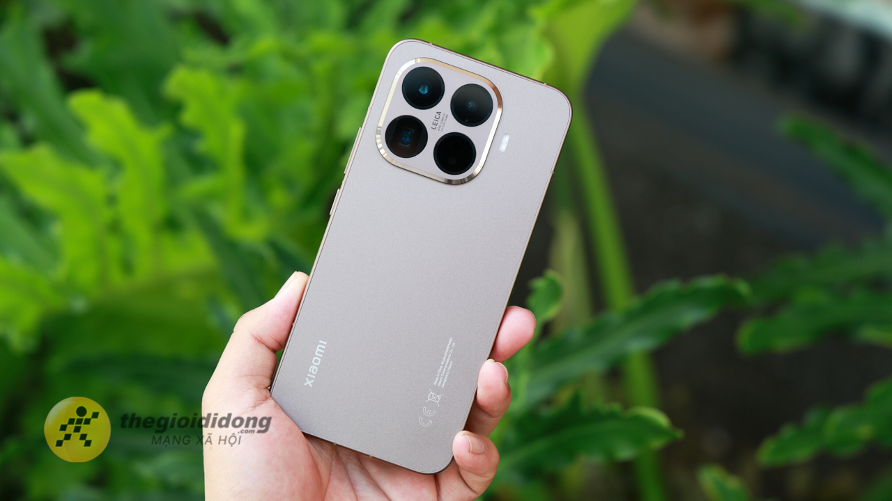 Mở Hộp Và Trên Tay Xiaomi 15T Pro Mới Nhất: Thiết Kế Cao Cấp, Chip Dimensity 9400+, Camera Leica 50 Mp Mở Hộp Và Trên Tay Xiaomi 15T Pro Mới Nhất: Thiết Kế Cao Cấp, Chip Dimensity 9400+, Camera Leica 50 Mp