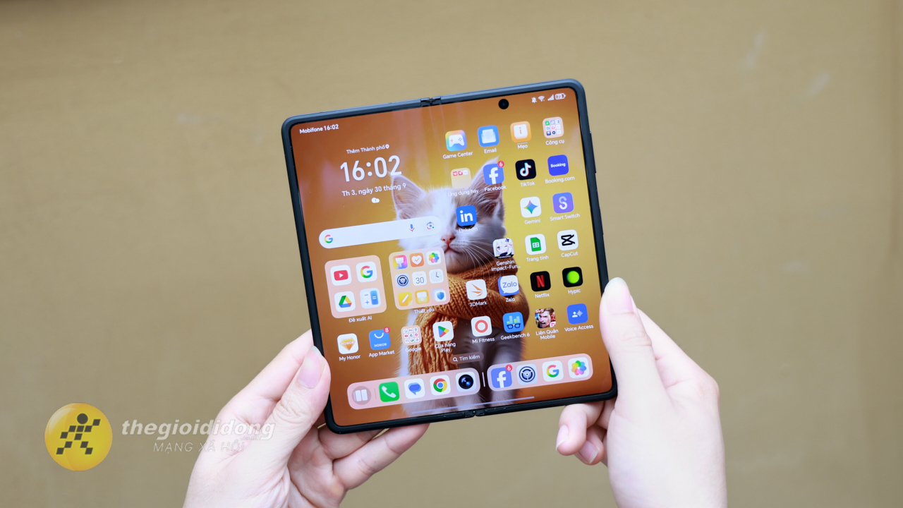 Trên Tay Honor Magic V5 Sớm Nhất Tại Việt Nam: Siêu Mỏng, Camera Ấn Tượng, Pin Lớn 5.820 Mah Trên Tay Honor Magic V5 Sớm Nhất Tại Việt Nam: Siêu Mỏng, Camera Ấn Tượng, Pin Lớn 5.820 Mah