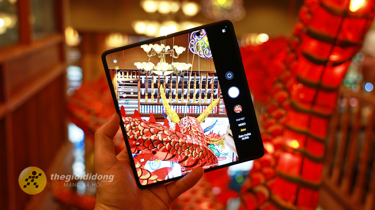 Trên Tay Honor Magic V5 Sớm Nhất Tại Việt Nam: Siêu Mỏng, Camera Ấn Tượng, Pin Lớn 5.820 Mah Trên Tay Honor Magic V5 Sớm Nhất Tại Việt Nam: Siêu Mỏng, Camera Ấn Tượng, Pin Lớn 5.820 Mah