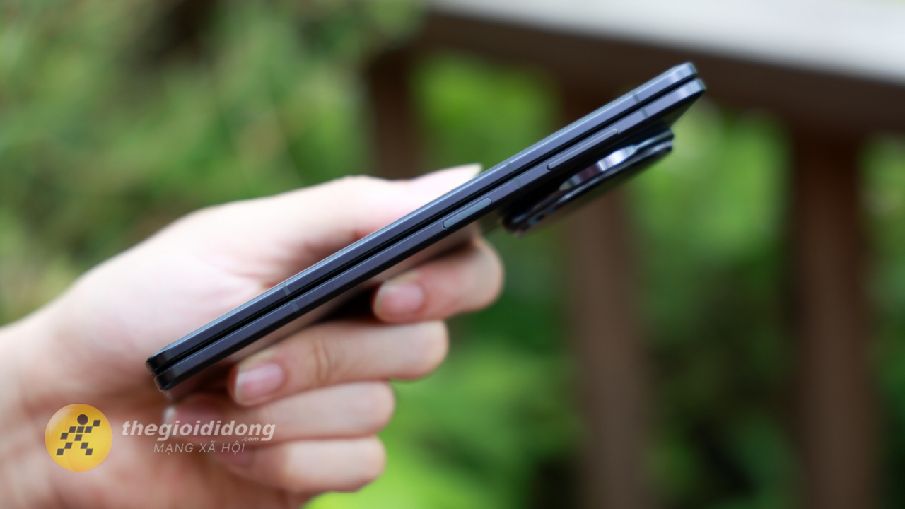 Trên Tay Honor Magic V5 Sớm Nhất Tại Việt Nam: Siêu Mỏng, Camera Ấn Tượng, Pin Lớn 5.820 Mah Trên Tay Honor Magic V5 Sớm Nhất Tại Việt Nam: Siêu Mỏng, Camera Ấn Tượng, Pin Lớn 5.820 Mah