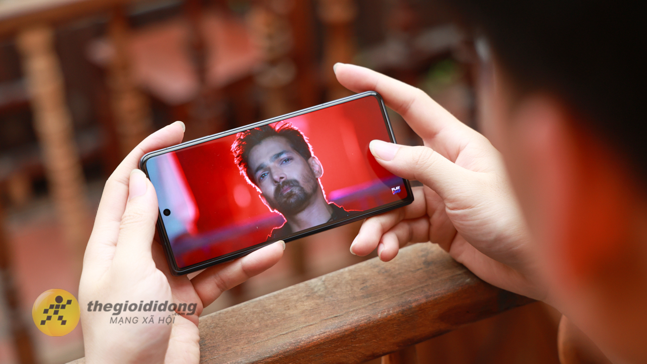 Trên Tay Honor Magic V5 Sớm Nhất Tại Việt Nam: Siêu Mỏng, Camera Ấn Tượng, Pin Lớn 5.820 Mah Trên Tay Honor Magic V5 Sớm Nhất Tại Việt Nam: Siêu Mỏng, Camera Ấn Tượng, Pin Lớn 5.820 Mah