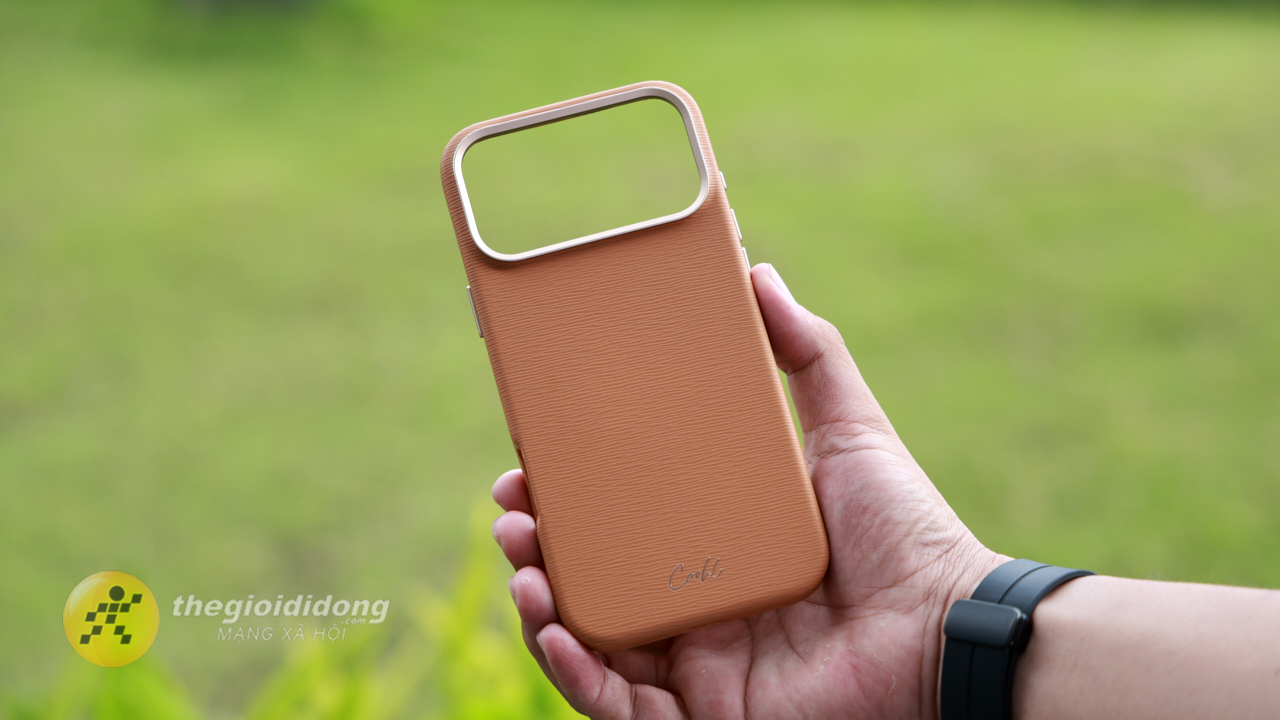Trên Tay Ốp Lưng Uniq Cho Iphone 17 Pro Max: Nhiều Lựa Chọn, Đủ Phong Cách, Sang Xịn Mịn Trên Tay Ốp Lưng Uniq Cho Iphone 17 Pro Max: Nhiều Lựa Chọn, Đủ Phong Cách, Sang Xịn Mịn