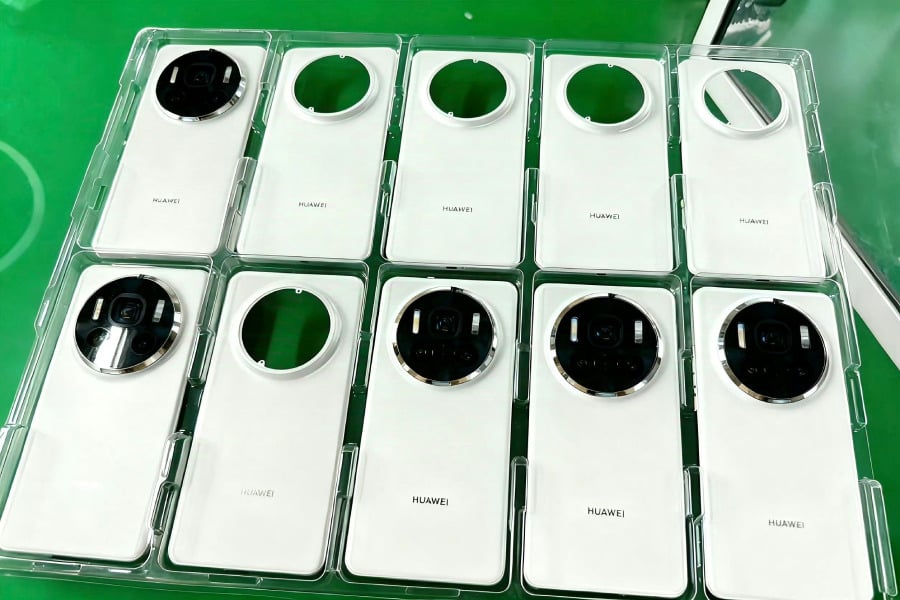 Huawei Mate 80 Series Huawei Mate 80 Series
