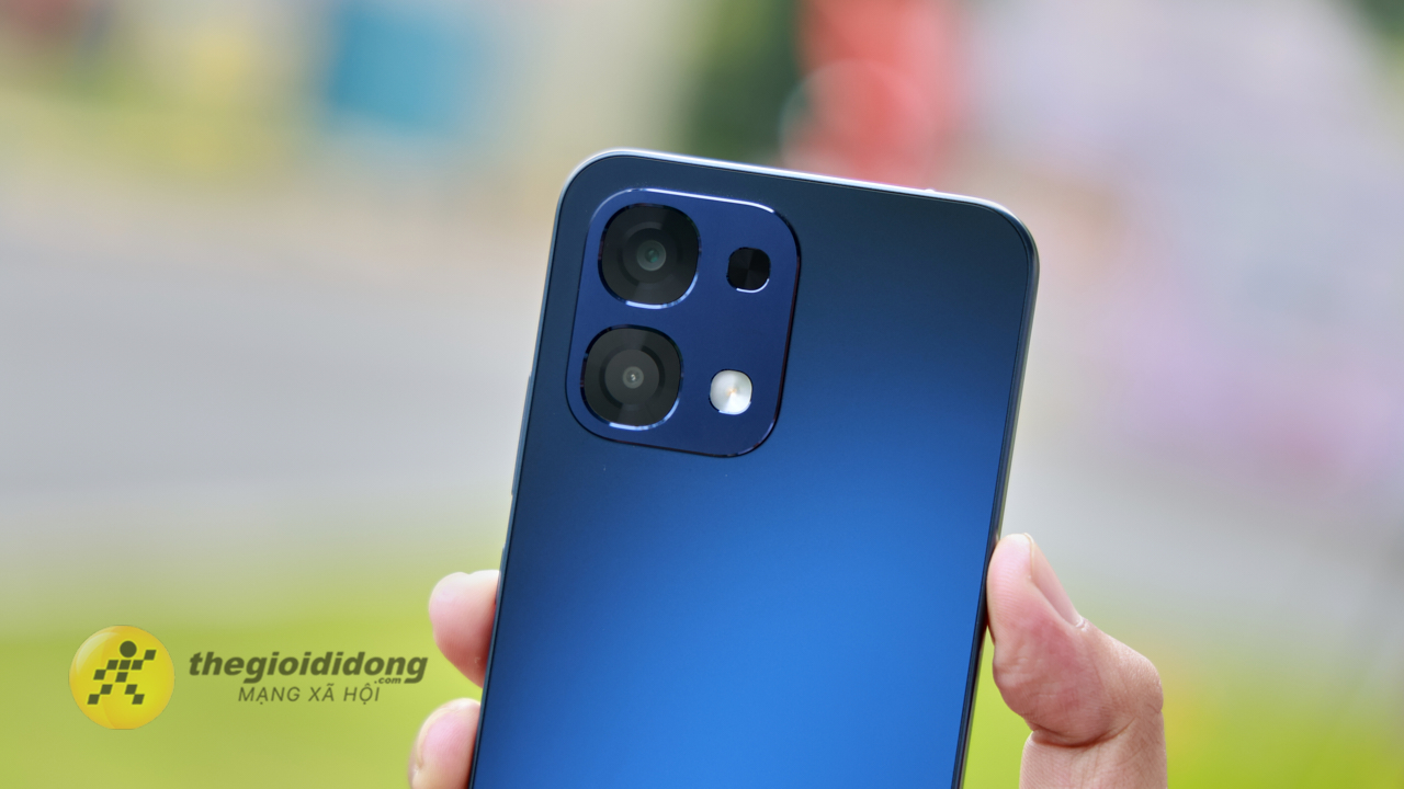 Trên Tay Oppo A6 Pro 5G: Thiết Kế Mới, Màn Amoled, Chip Dimensity 6300 Trên Tay Oppo A6 Pro 5G: Thiết Kế Mới, Màn Amoled, Chip Dimensity 6300