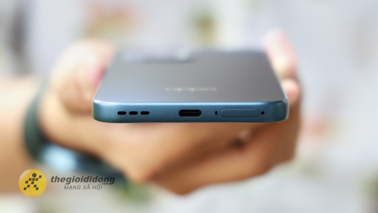 Trên Tay Oppo A6 Pro 5G: Thiết Kế Mới, Màn Amoled, Chip Dimensity 6300 Trên Tay Oppo A6 Pro 5G: Thiết Kế Mới, Màn Amoled, Chip Dimensity 6300