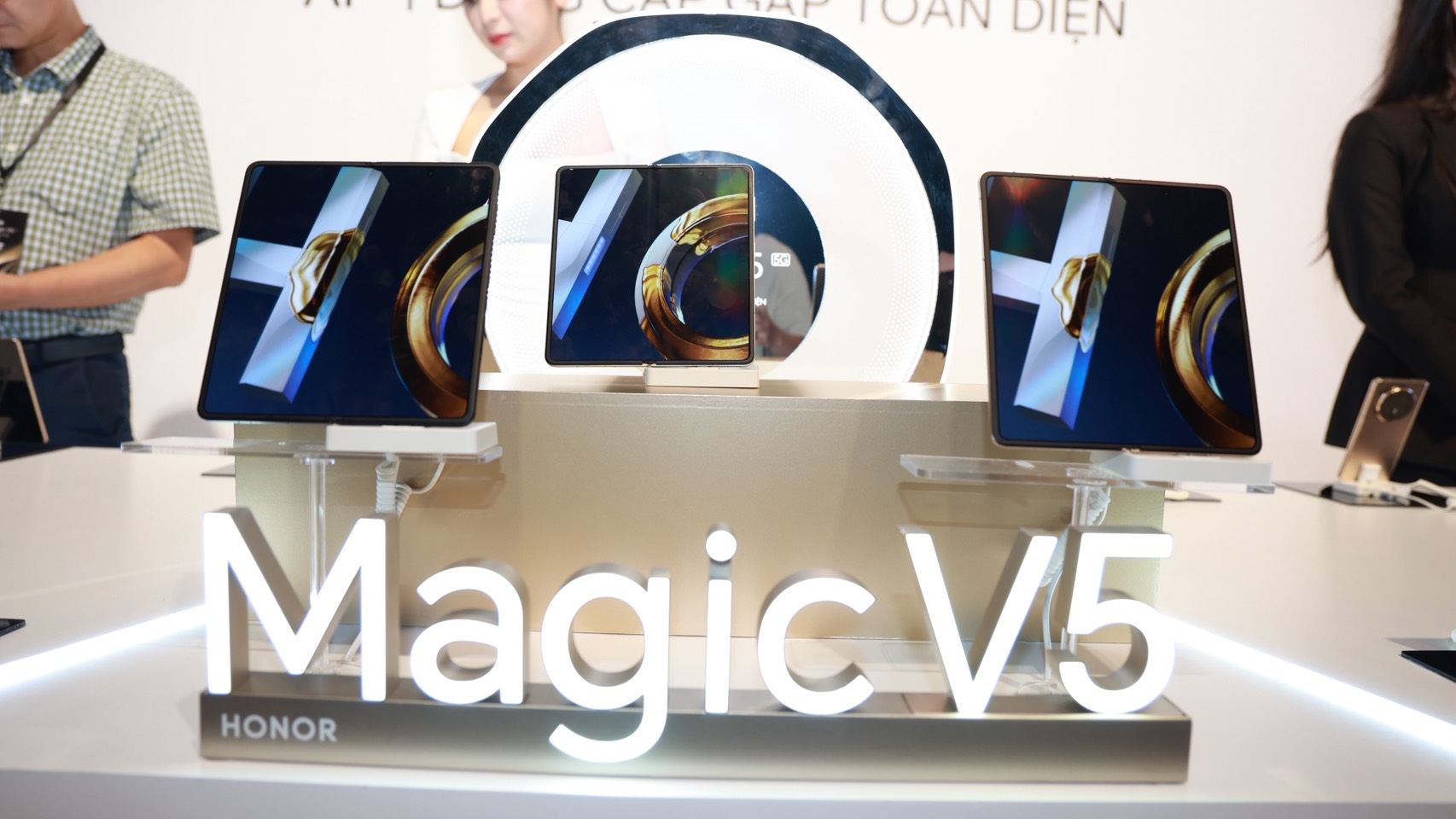 Honor Magic V5 Honor Magic V5