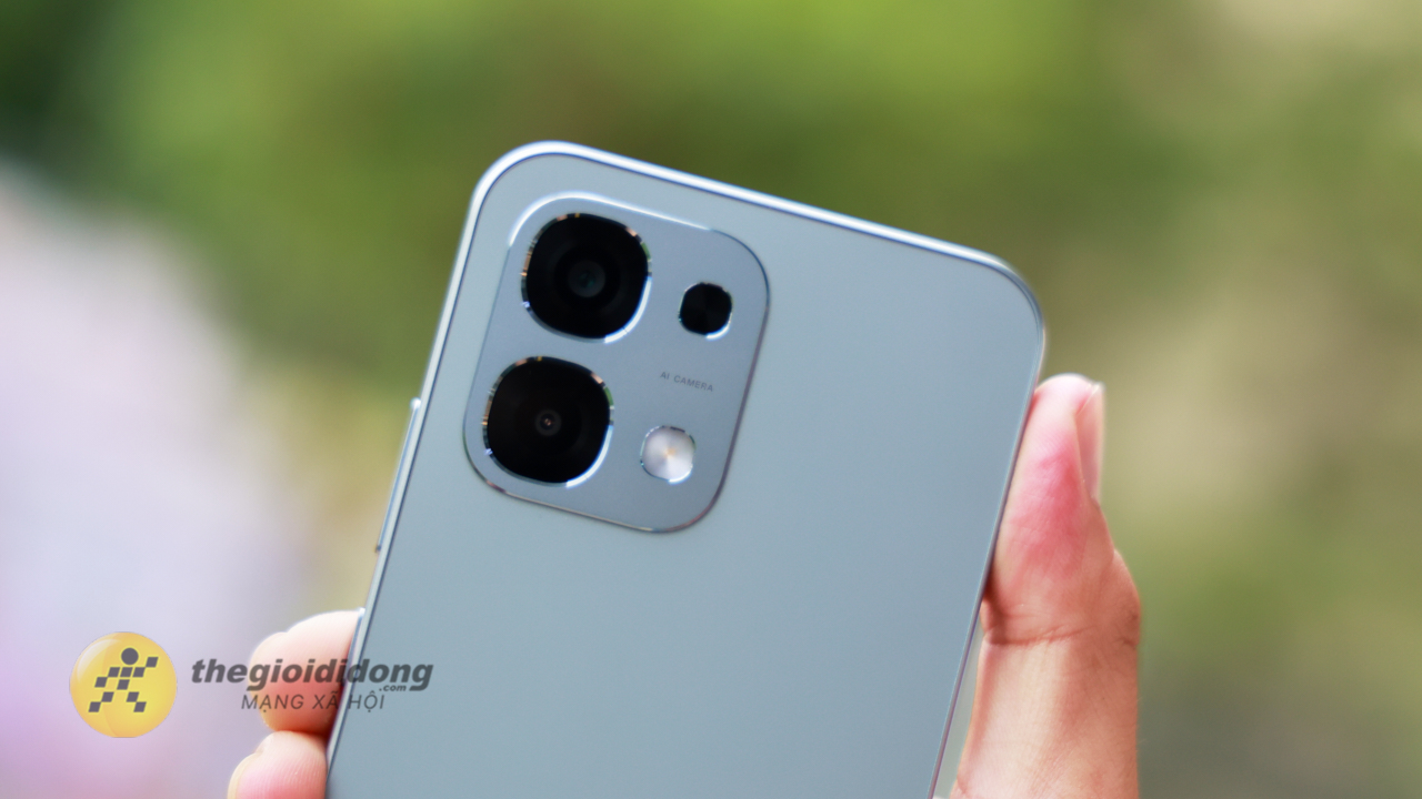 Đánh giá OPPO A6 Pro: Màn hình đẹp, chip Helio G100 chơi Liên Quân tốt, pin trâu 7.000 mAh