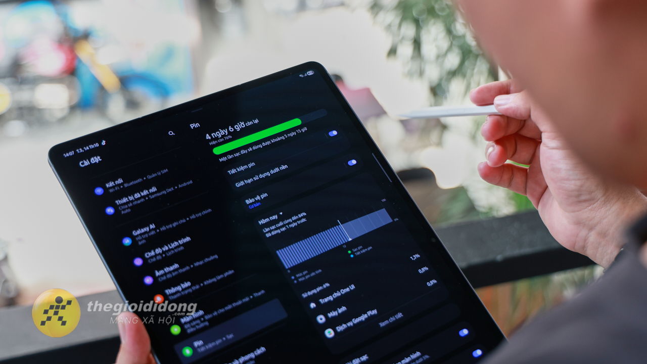 Trên Tay Samsung Galaxy Tab S11 Ultra: Siêu Mỏng 5.1 Mm, Chip Dimensity 9400+ Mạnh Mẽ Trên Tay Samsung Galaxy Tab S11 Ultra: Siêu Mỏng 5.1 Mm, Chip Dimensity 9400+ Mạnh Mẽ