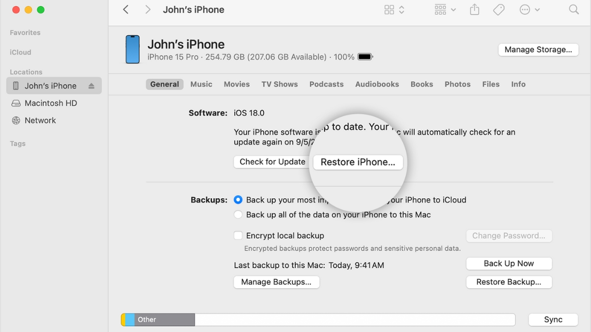 Chọn "Restore iPhone" Chọn "Restore iPhone"