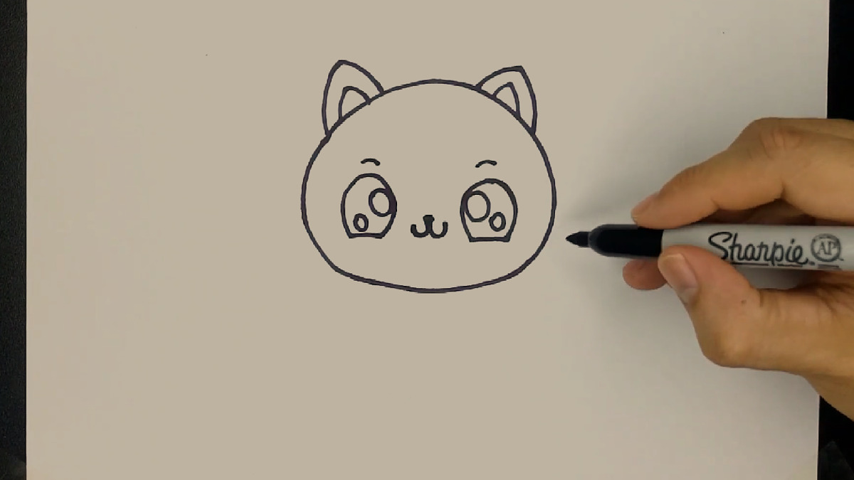 Bước 1: Vẽ khuôn mặt mèo Bước 1: Vẽ khuôn mặt mèo