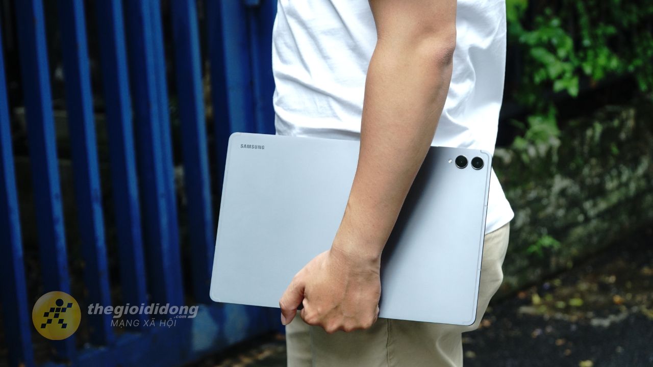 Đánh Giá Samsung Galaxy Tab S11 Ultra: Cỗ Máy Làm Việc Đích Thực, Trải Nghiệm “Android Pc” Đỉnh Nhất Từng Có Đánh Giá Samsung Galaxy Tab S11 Ultra: Cỗ Máy Làm Việc Đích Thực, Trải Nghiệm “Android Pc” Đỉnh Nhất Từng Có