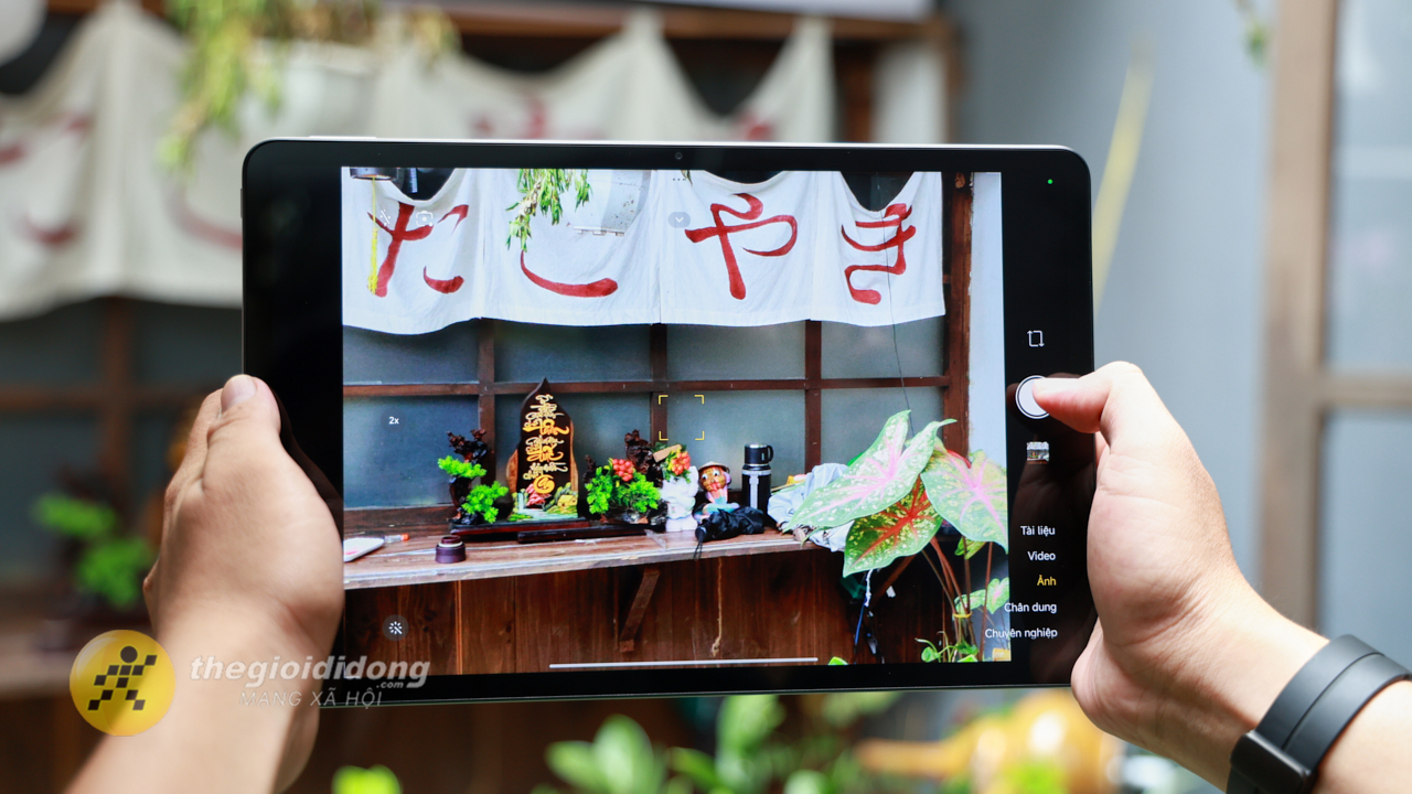 Trên tay Xiaomi Redmi Pad 2 Pro: Màn hình lớn 2.5K, chip mạnh mẽ Snapdragon 7s Gen 4 và kèm bàn phím Trên tay Xiaomi Redmi Pad 2 Pro: Màn hình lớn 2.5K, chip mạnh mẽ Snapdragon 7s Gen 4 và kèm bàn phím