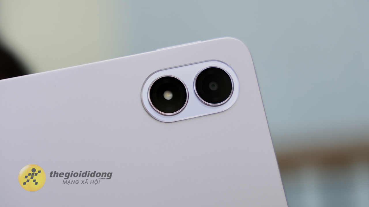 Trên tay Xiaomi Redmi Pad 2 Pro: Màn hình lớn 2.5K, chip mạnh mẽ Snapdragon 7s Gen 4 và kèm bàn phím Trên tay Xiaomi Redmi Pad 2 Pro: Màn hình lớn 2.5K, chip mạnh mẽ Snapdragon 7s Gen 4 và kèm bàn phím