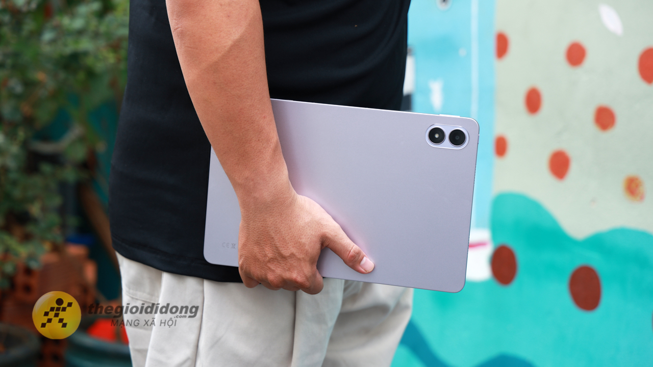 Trên tay Xiaomi Redmi Pad 2 Pro: Màn hình lớn 2.5K, chip mạnh mẽ Snapdragon 7s Gen 4 và kèm bàn phím Trên tay Xiaomi Redmi Pad 2 Pro: Màn hình lớn 2.5K, chip mạnh mẽ Snapdragon 7s Gen 4 và kèm bàn phím