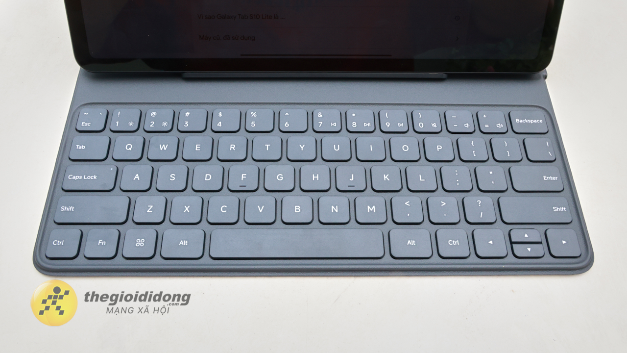 Trên tay Xiaomi Redmi Pad 2 Pro: Màn hình lớn 2.5K, chip mạnh mẽ Snapdragon 7s Gen 4 và kèm bàn phím Trên tay Xiaomi Redmi Pad 2 Pro: Màn hình lớn 2.5K, chip mạnh mẽ Snapdragon 7s Gen 4 và kèm bàn phím