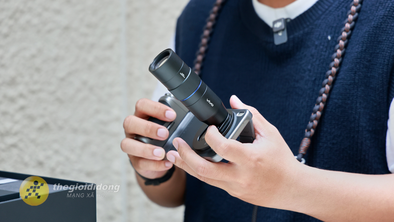Trên Tay Vivo X300 Pro Và Bộ Photographer Kit Tại Việt Nam, Sự Kết Hợp Hoàn Hảo Dành Cho Dân Mê Nhiếp Ảnh Trên Tay Vivo X300 Pro Và Bộ Photographer Kit Tại Việt Nam, Sự Kết Hợp Hoàn Hảo Dành Cho Dân Mê Nhiếp Ảnh