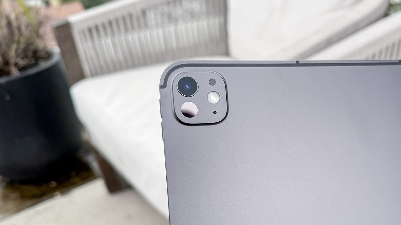 So sánh iPad Pro M5 và Pro M2 So sánh iPad Pro M5 và Pro M2