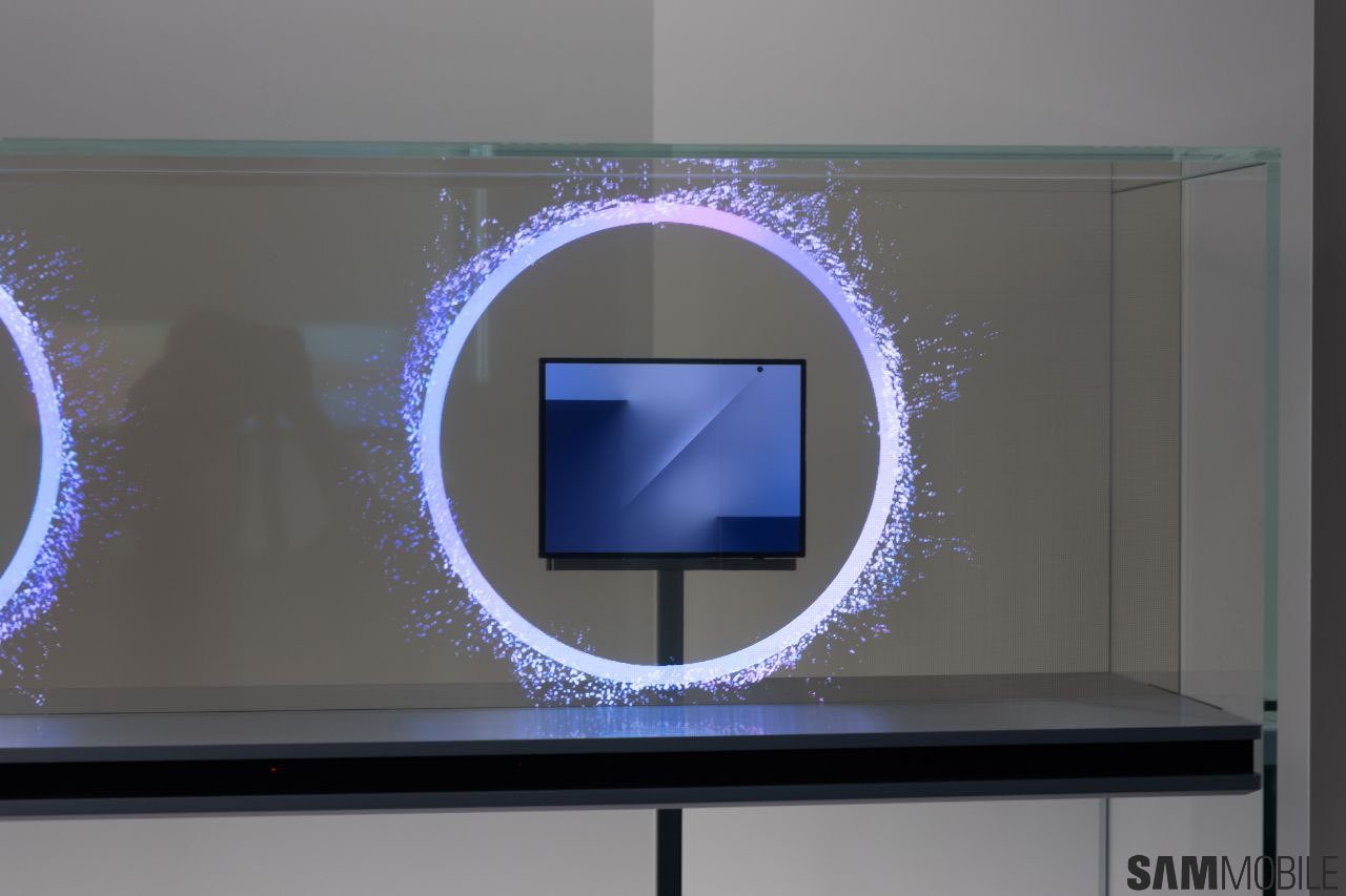 Galaxy Z Trifold Galaxy Z Trifold