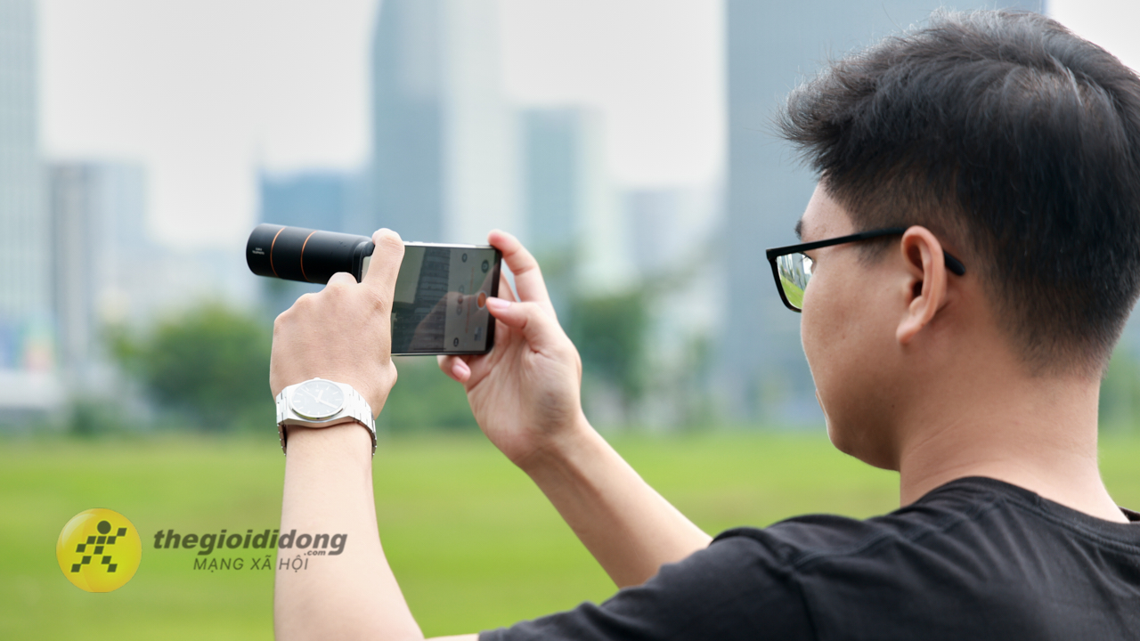 Trên Tay Oppo Find X9 Pro: Thiết Kế Cao Cấp, Camera Hasselblad, Pin Khủng 7.500 Mah Trên Tay Oppo Find X9 Pro: Thiết Kế Cao Cấp, Camera Hasselblad, Pin Khủng 7.500 Mah