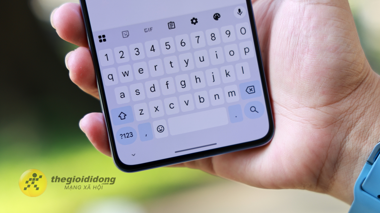 Trên tay motorola G85 Power 5G: Giá cực tốt, màn hình P-OLED 1.5k và Dimensity 7300 mạnh mẽ Trên tay motorola G85 Power 5G: Giá cực tốt, màn hình P-OLED 1.5k và Dimensity 7300 mạnh mẽ