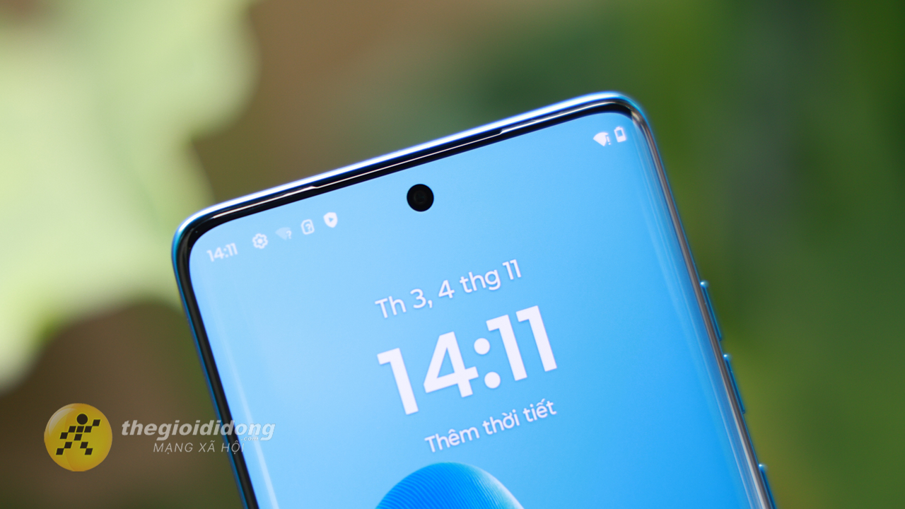 Trên Tay Motorola Edge 60 Fusion: Thiết Kế Cong Tràn, Màn Hình P-Oled Xuất Sắc, Chip Dimensity 7400 Mạnh Mẽ Trên Tay Motorola Edge 60 Fusion: Thiết Kế Cong Tràn, Màn Hình P-Oled Xuất Sắc, Chip Dimensity 7400 Mạnh Mẽ