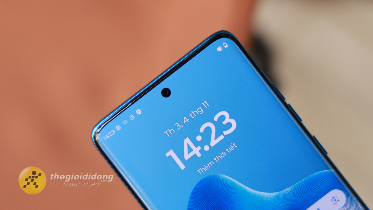 Trên Tay Motorola Edge 60 Fusion: Thiết Kế Cong Tràn, Màn Hình P-Oled Xuất Sắc, Chip Dimensity 7400 Mạnh Mẽ Trên Tay Motorola Edge 60 Fusion: Thiết Kế Cong Tràn, Màn Hình P-Oled Xuất Sắc, Chip Dimensity 7400 Mạnh Mẽ