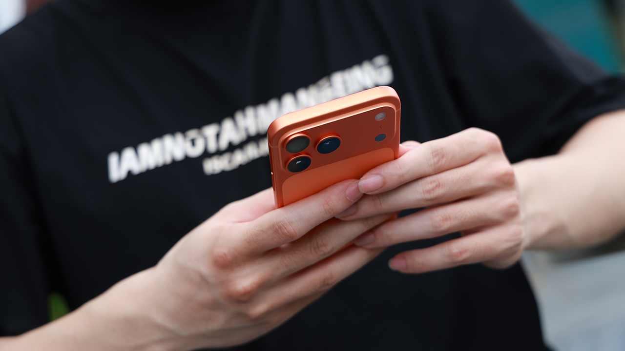 Neural Accelerators là gì