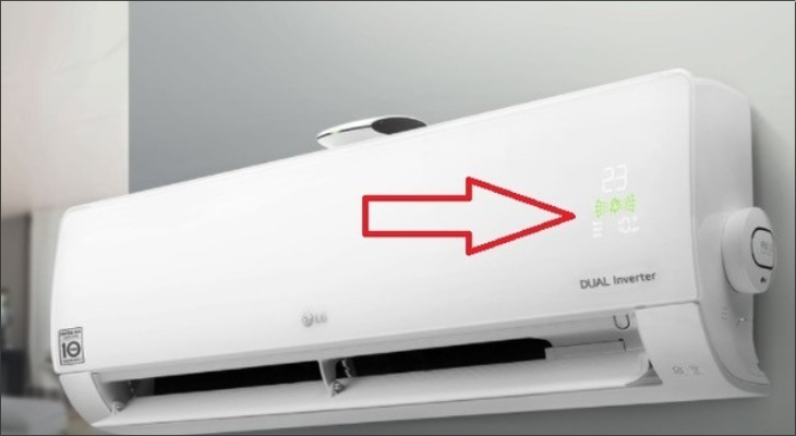 Nhiều dòng máy lạnh hiện đại được trang bị màn hình hiển thị mã lỗi, giúp bạn dễ dàng nhận biết khi máy gặp vấn đề