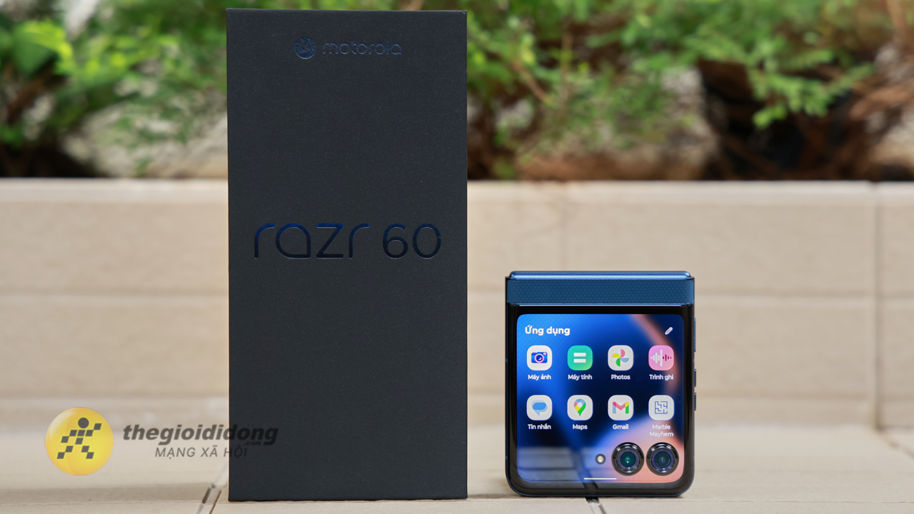 Mở hộp và trên tay motorola Razr 60: Smartphone gập cận cao cấp, Dimensity 7400X và pin 4.500 mAh