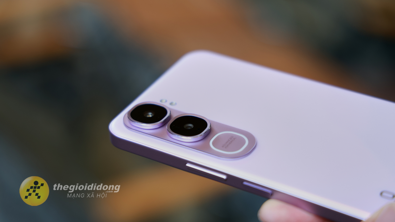 Ảnh tổng quan vivo Y21d với thiết kế flagship và màu tím nổi bật