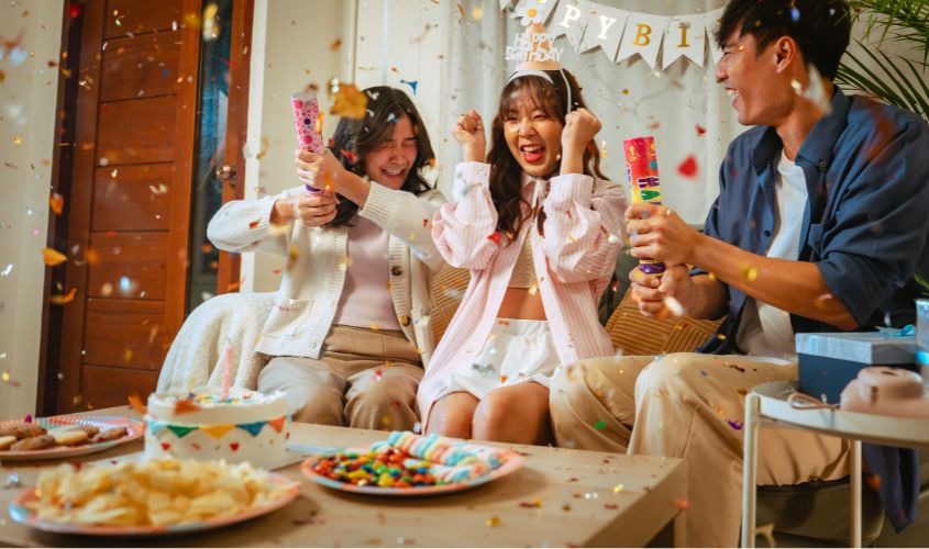 Tự chúc mừng sinh nhật bản thân là cách lắng nghe, yêu thương và nâng niu chính mình