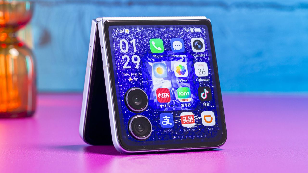 Trên Tay Honor Magic V Flip 2: Phiên Bản Đặc Biệt Siêu Đẹp, Snapdragon 8 Gen 3 Và Pin 5.500 Mah Trên Tay Honor Magic V Flip 2: Phiên Bản Đặc Biệt Siêu Đẹp, Snapdragon 8 Gen 3 Và Pin 5.500 Mah