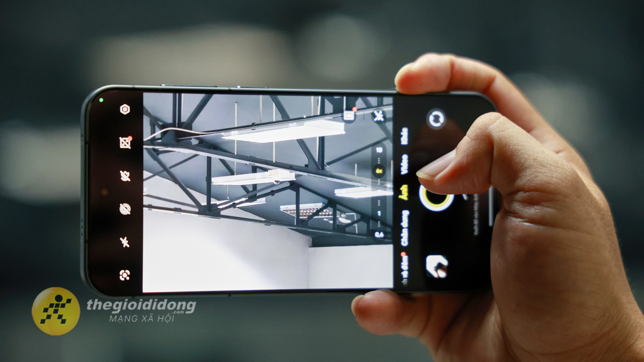 Trên tay vivo X300 5G: Flagship nhỏ gọn đỉnh cao với Dimensity 9500, camera Zeiss 200 MP Trên tay vivo X300 5G: Flagship nhỏ gọn đỉnh cao với Dimensity 9500, camera Zeiss 200 MP