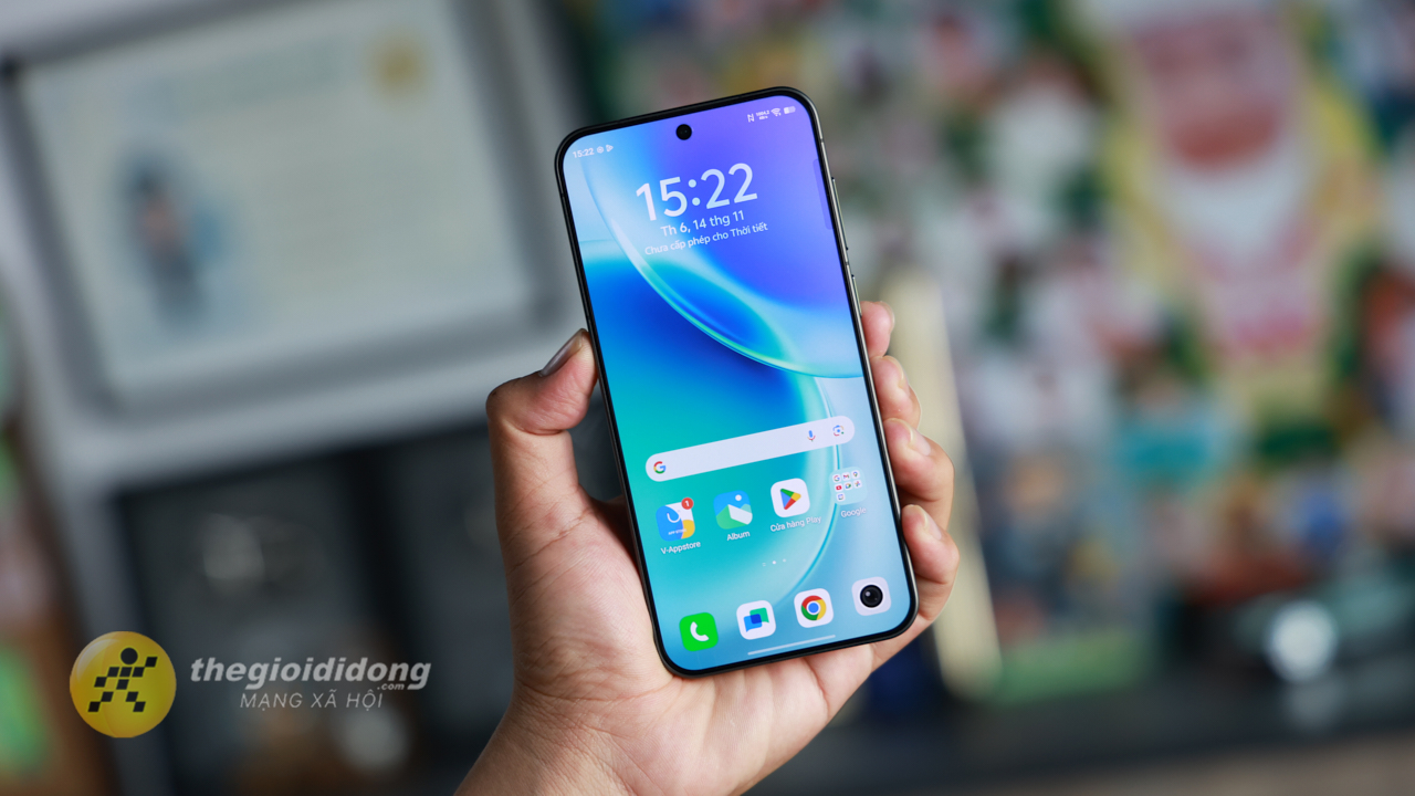 Trên tay vivo X300 5G: Flagship nhỏ gọn đỉnh cao với Dimensity 9500, camera Zeiss 200 MP Trên tay vivo X300 5G: Flagship nhỏ gọn đỉnh cao với Dimensity 9500, camera Zeiss 200 MP