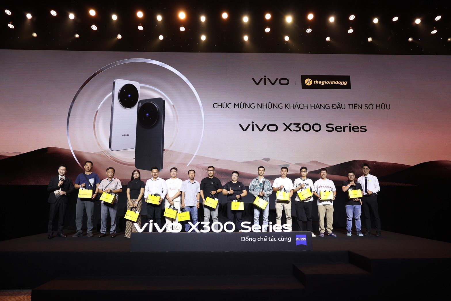 vivo X300 series