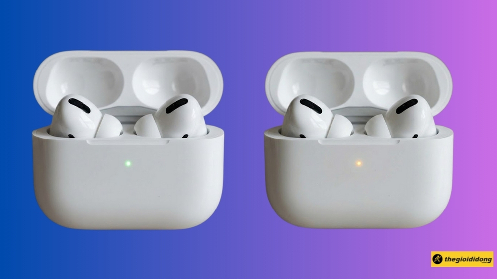 Kiểm tra bằng đ&egrave;n LED tr&ecirc;n hộp sạc