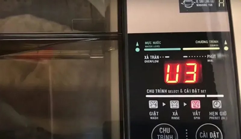 Màn hình máy giặt Sanyo báo lỗi U3 do lồng giặt mất cân bằng