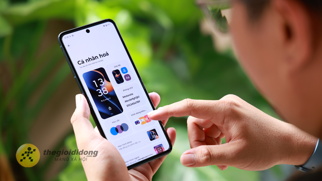 Đánh Giá Motorola Razr 60 5G: Có Mới Mẻ, Nhưng Vẫn Thiếu Chút Xíu Để Hoàn Hảo