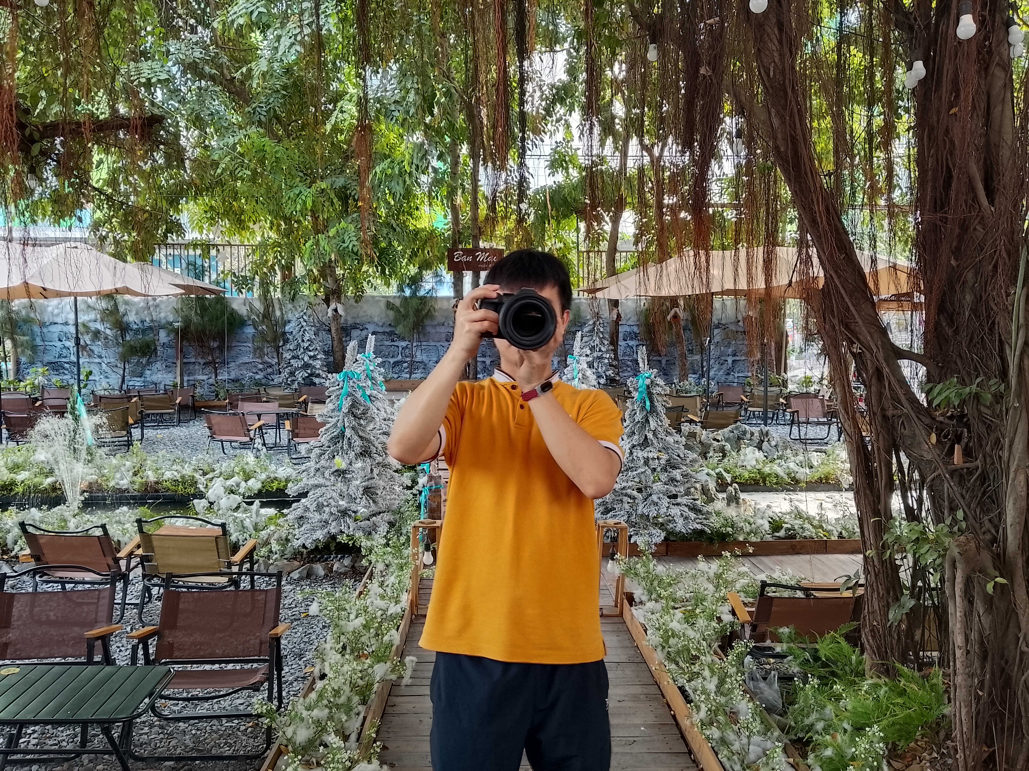 Trên Tay Vivo Y21D: Thiết Kế Trẻ Trung Với Camera 50 Mp, Pin 6.500 Mah