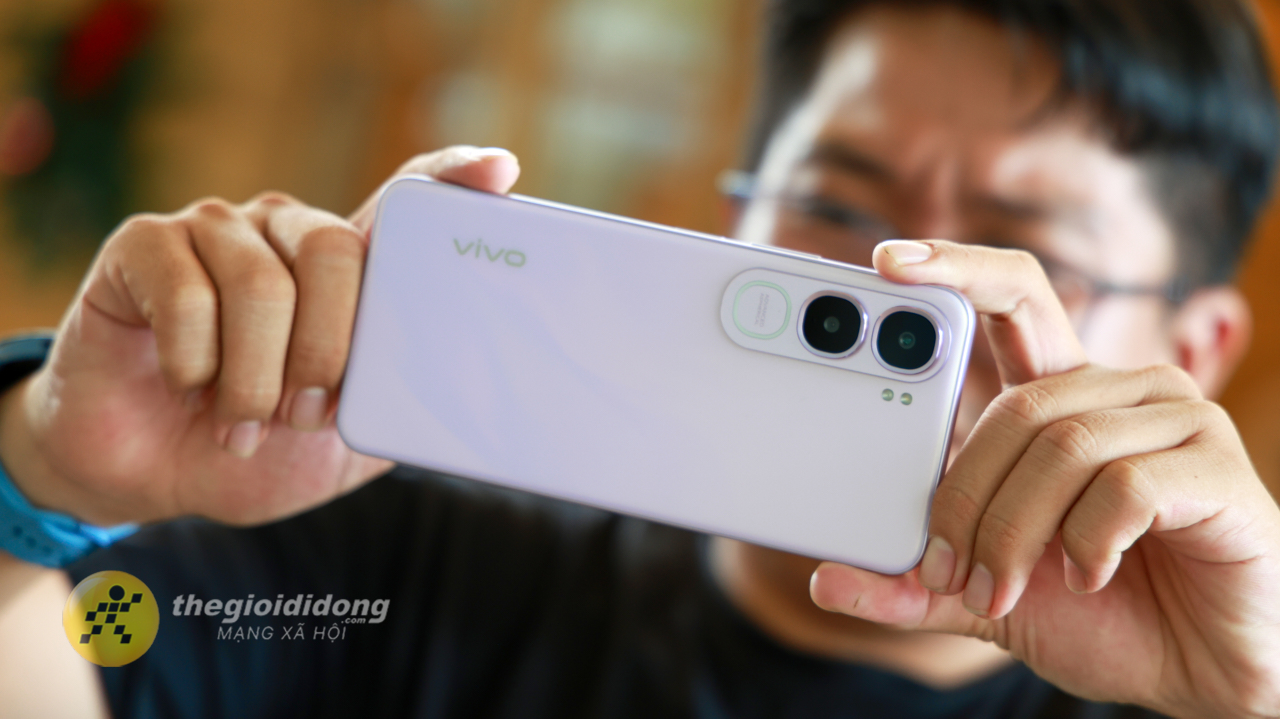 Trên Tay Vivo Y21D: Thiết Kế Trẻ Trung Với Camera 50 Mp, Pin 6.500 Mah