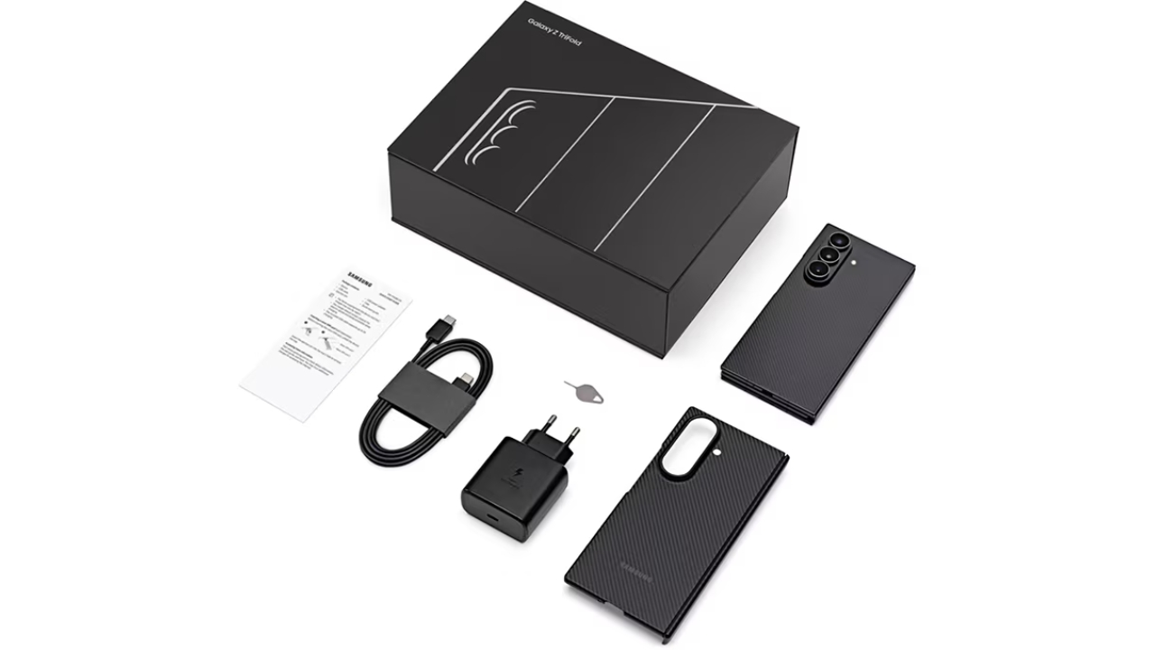 Trên Tay Samsung Galaxy Z Trifold: Điện Thoại Gập Ba Của Samsung Đã Ra Trận